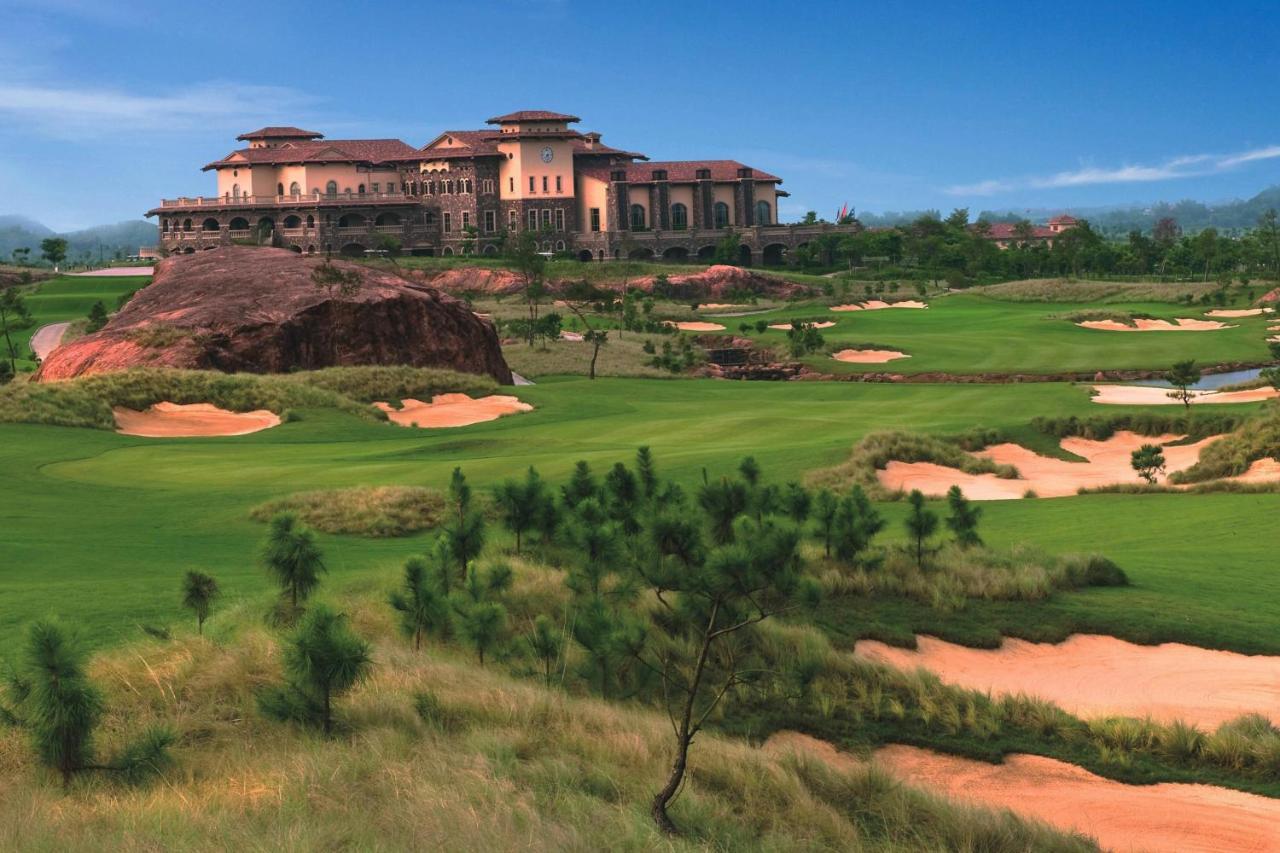 Sheraton Qingyuan Lion Lake Resort Екстер'єр фото