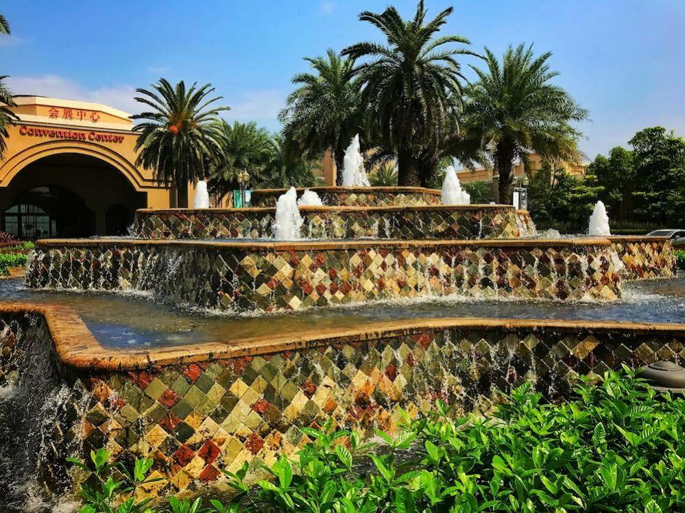Sheraton Qingyuan Lion Lake Resort Екстер'єр фото
